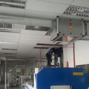 Recycle clean air with chemical filter at workshop